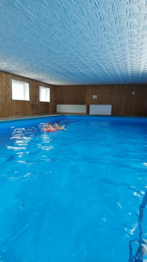 Ferienwohnung am Waldsee mit Schwimmbad Gernsbach